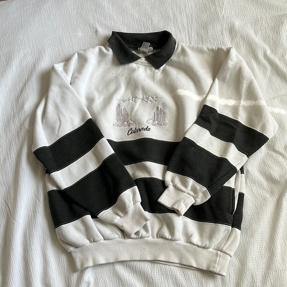 Vintage Colorado collared sweatshirt